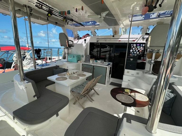 Noleggio Yacht di lusso a Isole Vergini Britanniche – Royal Cape RUMAWAY