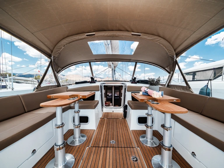 Noleggio barche Jeanneau Sun Odyssey 455 a Rodi (Citta) su Samboat