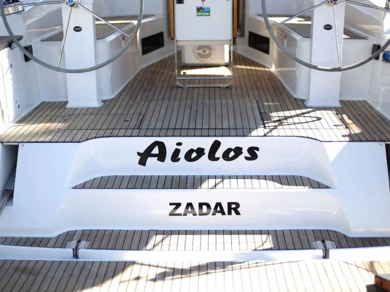 Noleggio Barca a vela a Pola – Bavaria Cruiser 45