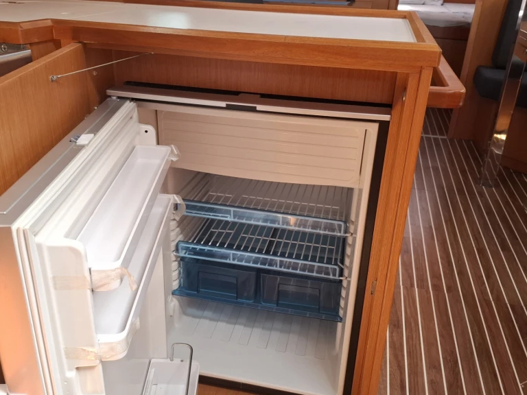 Noleggiare una Bavaria Bavaria C42 a Lefkáda