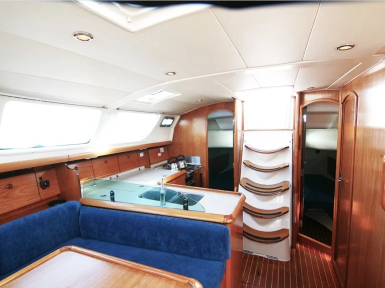 Noleggio Barca a vela a Oban – Jeanneau Sun Odyssey 43 DS