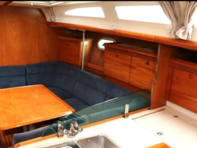 Noleggio a Oban – Jeanneau Sun Odyssey 43 su SamBoat