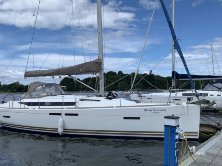 Noleggio Barca a vela con o senza skipper Jeanneau a Oban