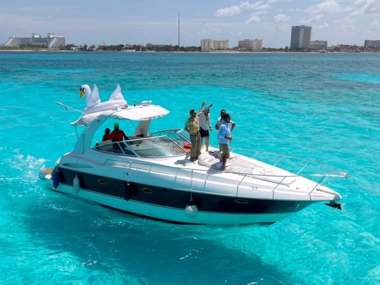 Noleggio Barca a motore Custom Made con patente nautica
