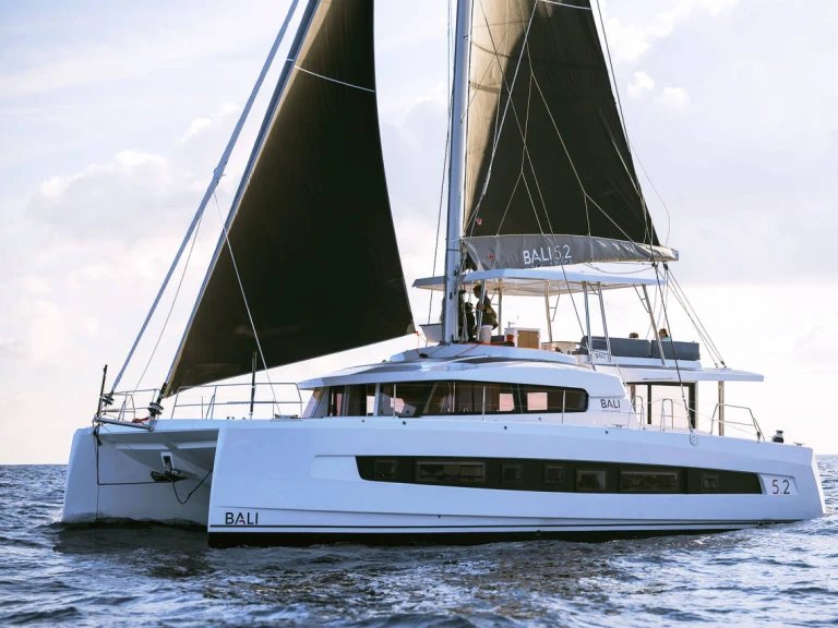 Noleggio barche Hyères economico Bali 5.2 - 4 + 1 cab.