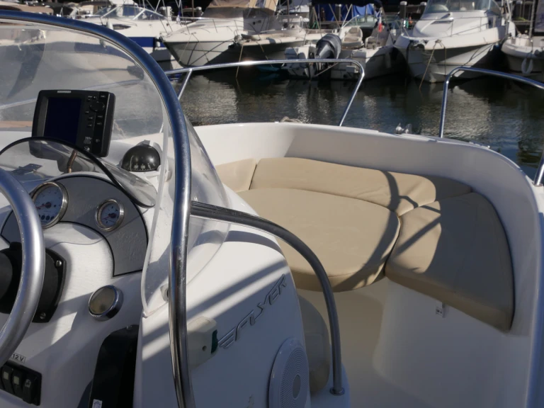 Noleggio Barca a motore a Mandelieu-la-Napoule – Bénéteau Flyer 650 Open