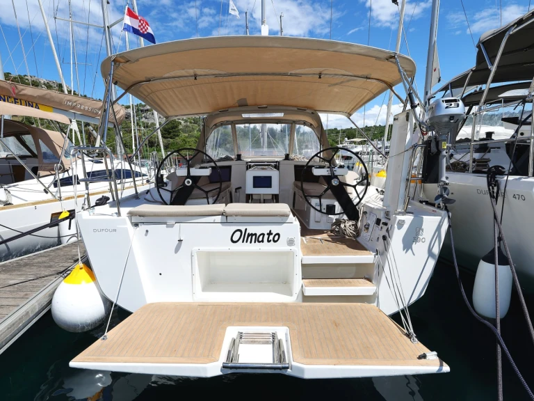 Noleggio Barca a vela Dufour con patente nautica