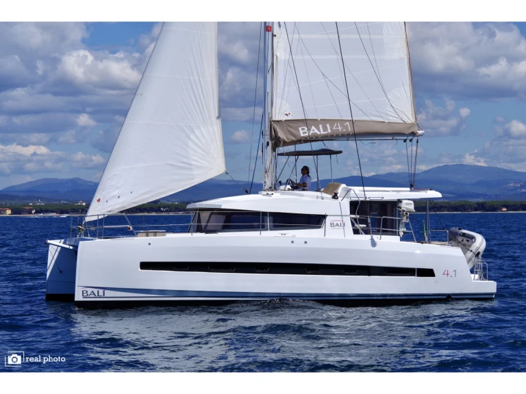 Noleggiare una Bali Bali 4.1 a Olbia