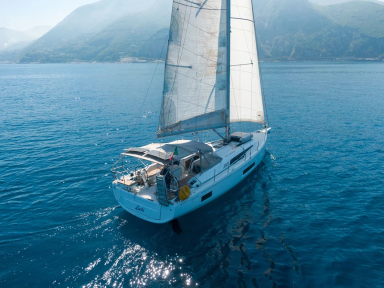 Bénéteau Oceanis 46.1 da affittare a  Olbia