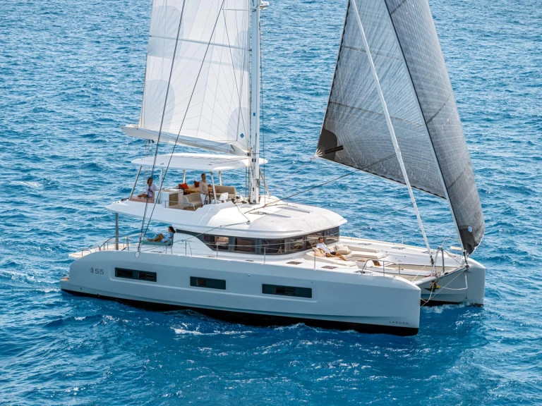 Noleggio barche Lagoon Lagoon 55 - 4 + 2 cab. a Seget Donji su Samboat