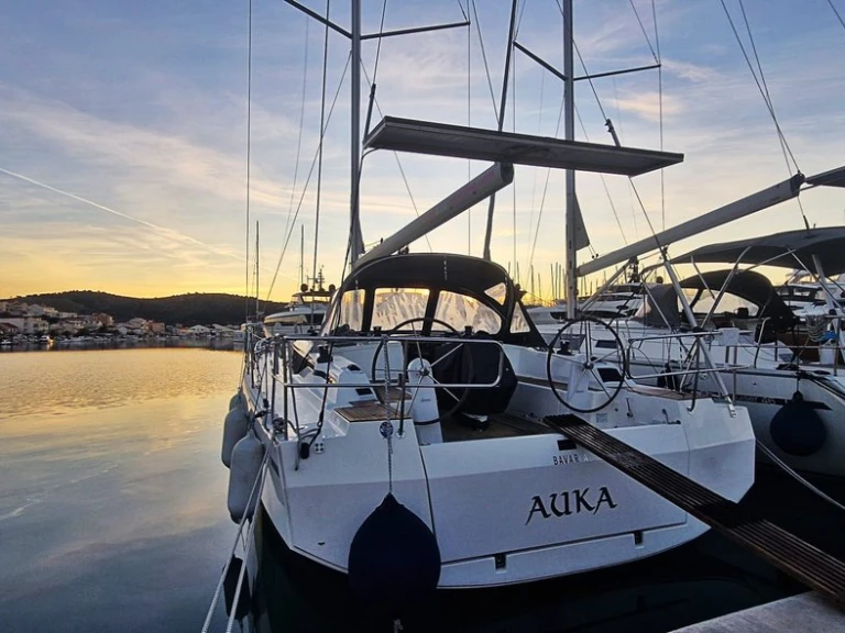 Noleggio barche Bavaria Bavaria C42 a Rogosnizza su Samboat