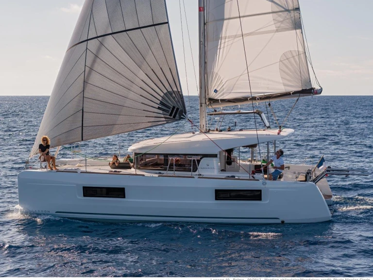 Noleggio barche Lagoon Lagoon 40 a Eden Island su Samboat