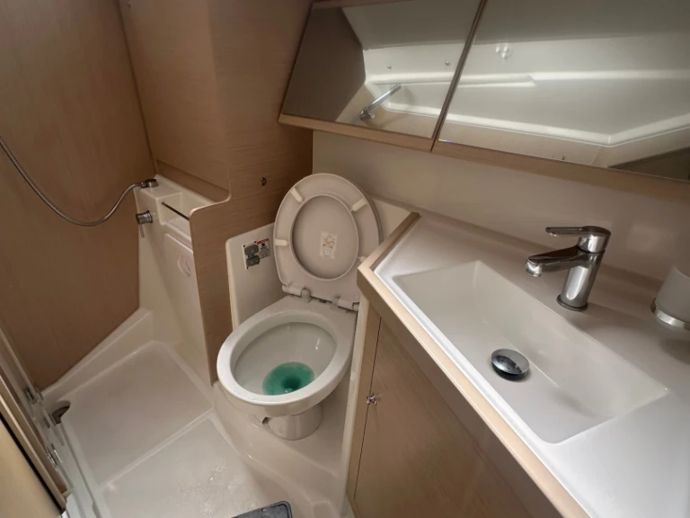 Noleggio barche Álimos economico Oceanis 40.1