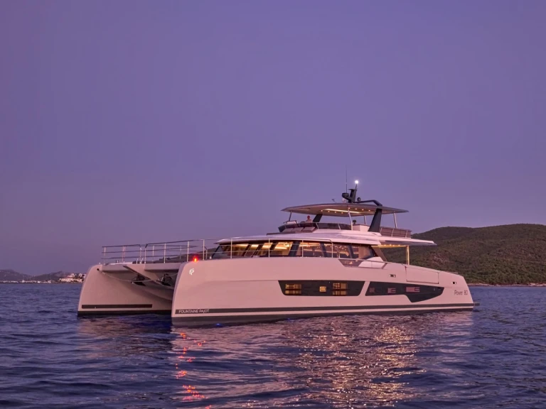 Noleggio Yacht di lusso a Atene – Fountaine Pajot ALINA