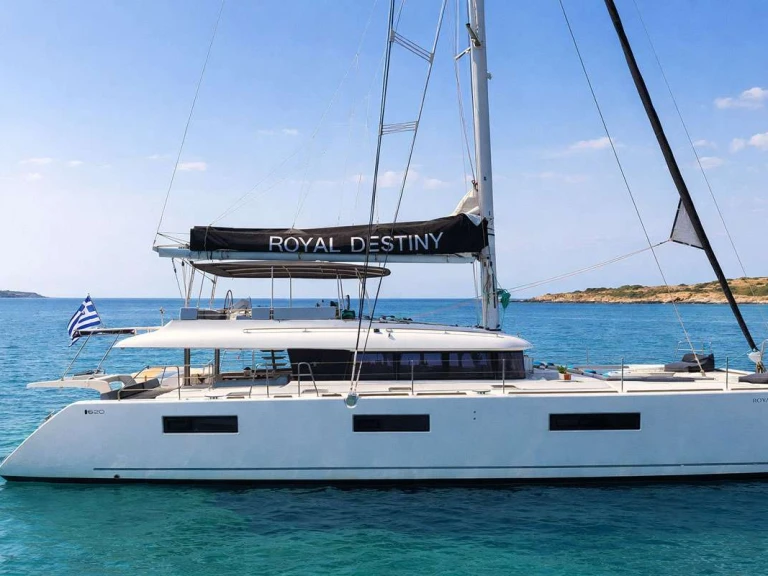 Noleggio barche Atene economico ROYAL DESTINY
