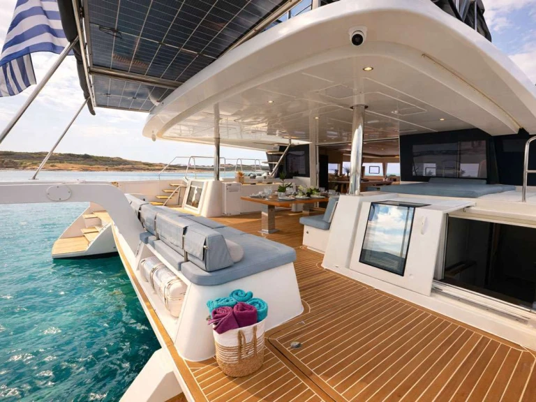 Noleggio barche Lagoon ROYAL DESTINY a Atene su Samboat