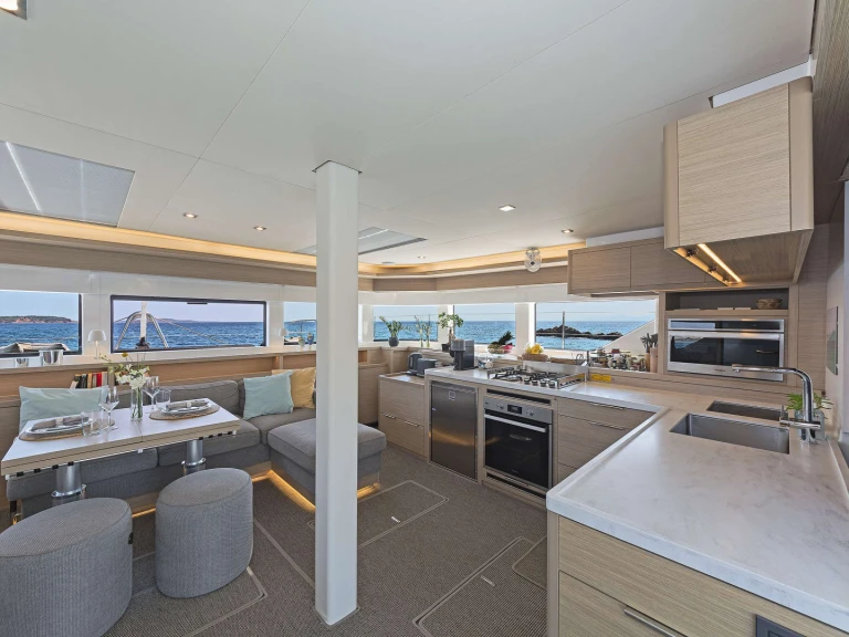 Noleggio Yacht di lusso Lagoon con patente nautica