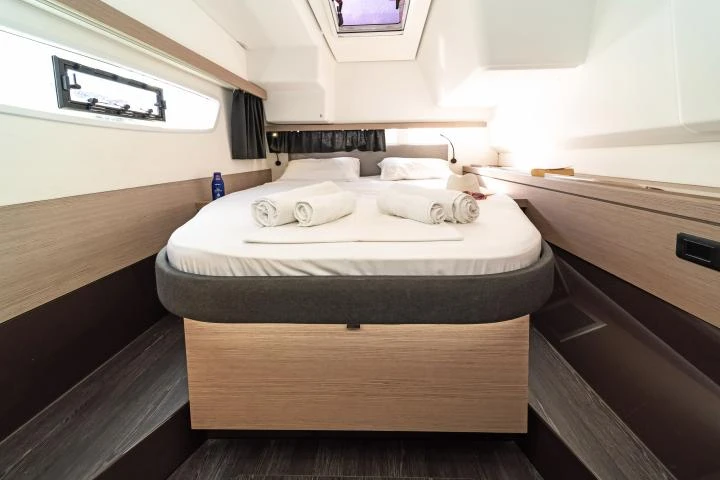 Fountaine Pajot Lucia 40 da affittare a  Villefranche-sur-Mer