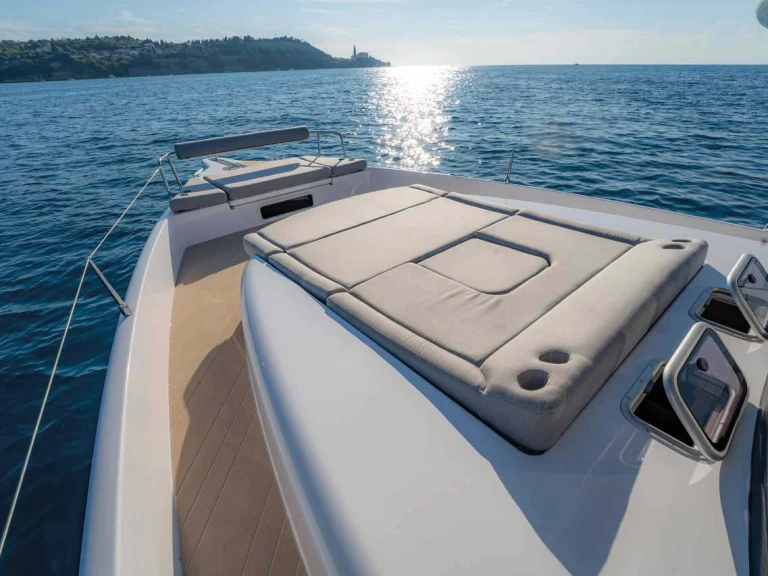 Noleggio Yacht di lusso a Zaravecchia (Biograd) – Jeanneau Sea Loft 480