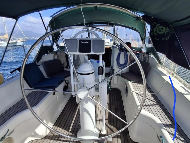 Jeanneau Sun Odyssey 42.2 da affittare a  Le Marin