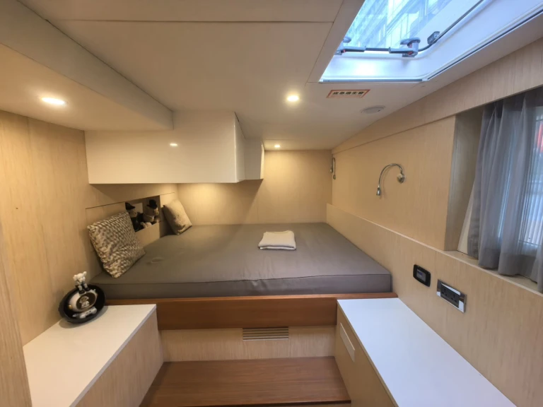 Noleggio Catamarano  con patente nautica