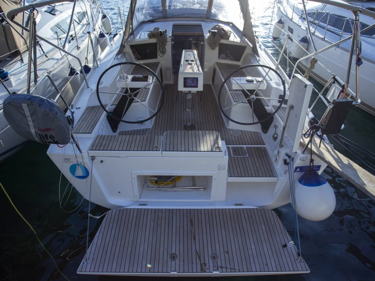 Noleggio Barca a vela Dufour con patente nautica