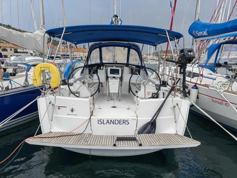 Noleggio a Punat – Jeanneau Sun Odyssey 389 su SamBoat