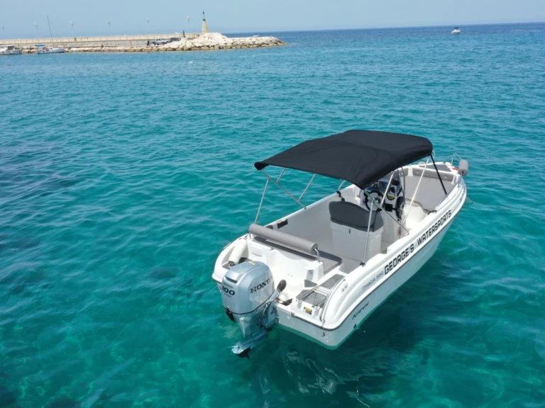 Noleggio barche Karel KAREL ITHAKA 550 a Latchi su Samboat