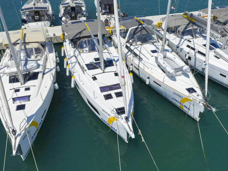 Dufour Dufour 44 da affittare a  Trogir
