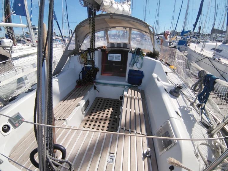 Noleggio Barca a vela a La Rochelle – Kirie Feeling 326