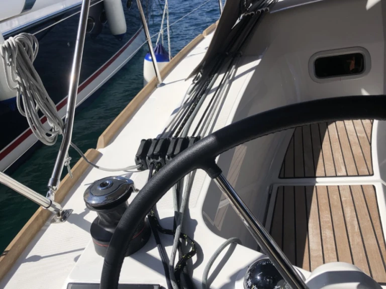 Jeanneau Sun Odyssey 349 da affittare a  Punat