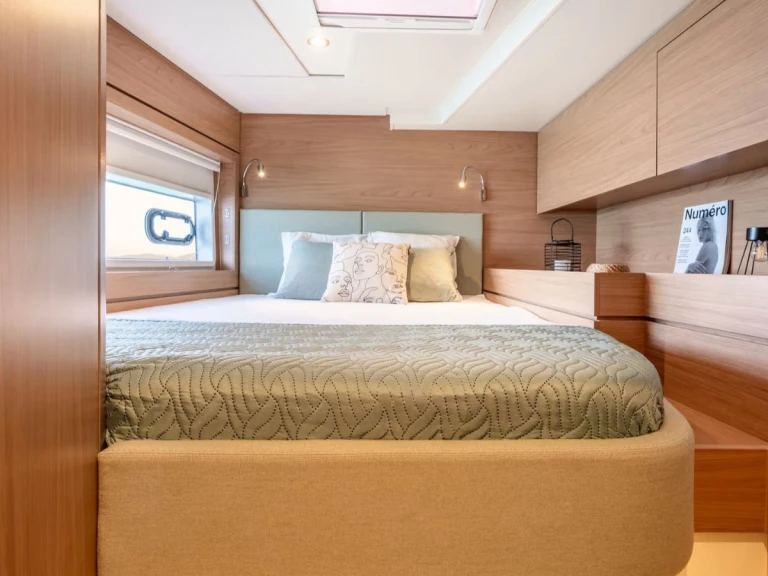 Noleggio Catamarano con o senza skipper Bali a Olbia
