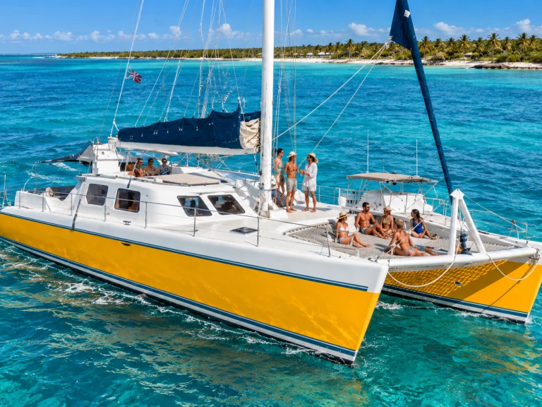 Noleggio Catamarano a Riviera Maya – Custom Made custom