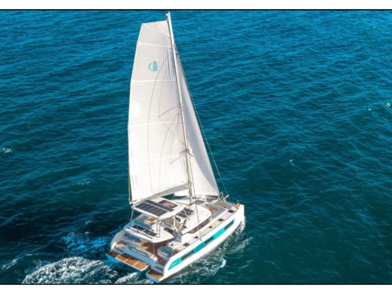 Noleggio Catamarano Lagoon con patente nautica