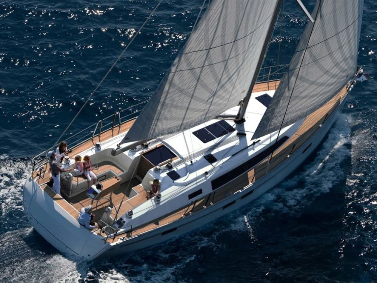 Bavaria Cruiser 46 da affittare a  Gouviá