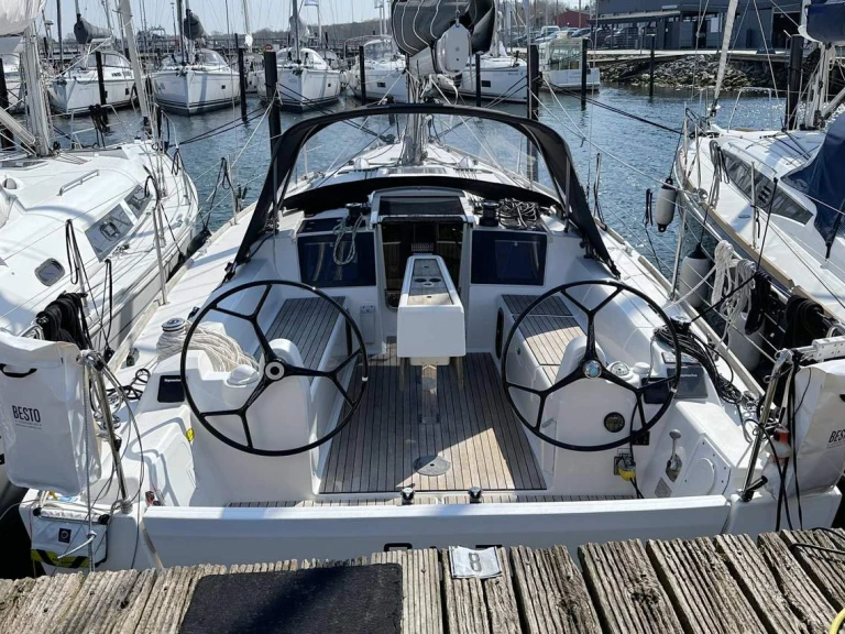 Noleggio Barca a vela Dufour con patente nautica
