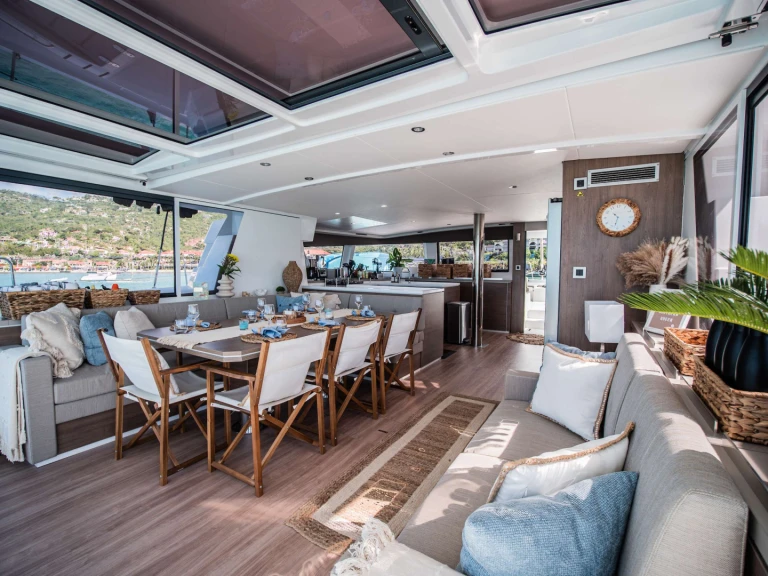 Yacht di lusso a noleggio a Road Town al miglior prezzo
