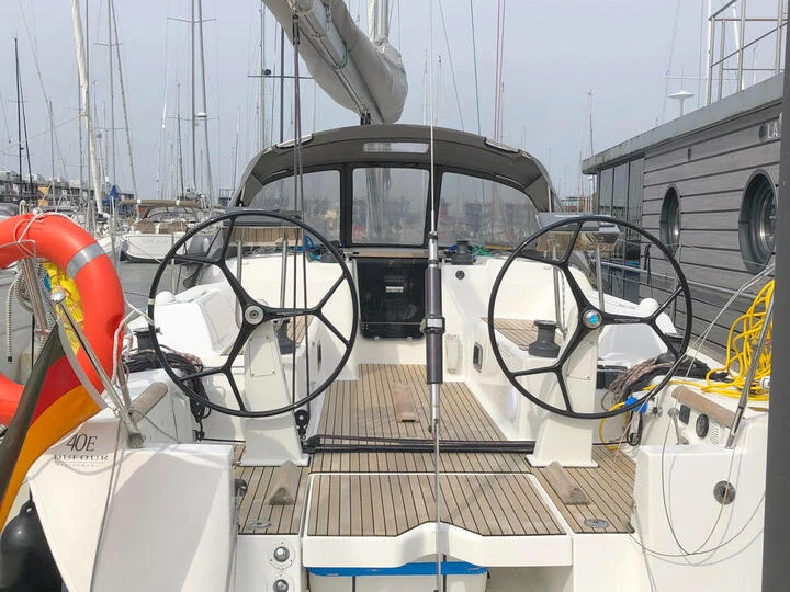 Noleggiare una Dufour Dufour 40E a Flensburg