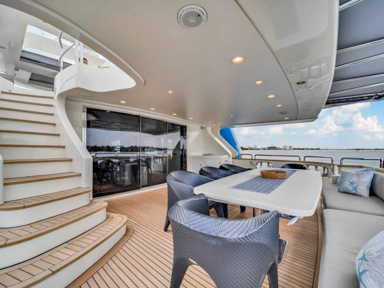 Noleggio Yacht di lusso con o senza skipper Azimut a Bahamas