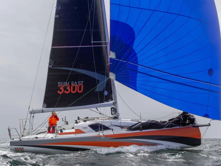 Jeanneau SUN FAST 3300 da affittare a  Heiligenhafen