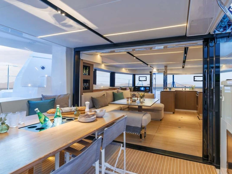 Yacht di lusso a noleggio a Road Town al miglior prezzo