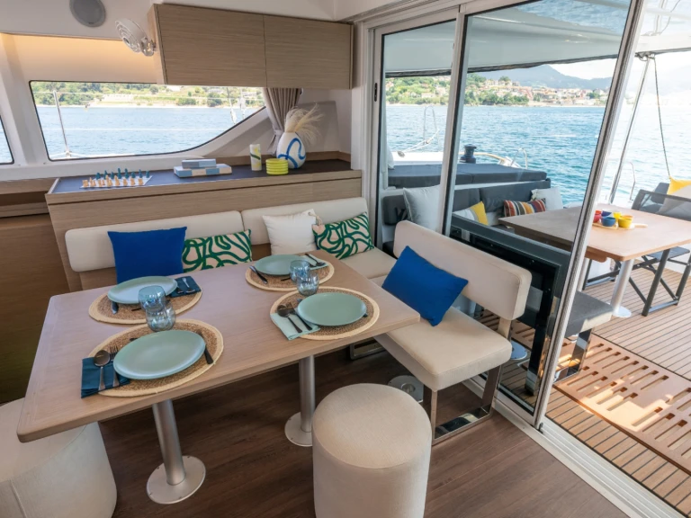 Noleggio Catamarano a Rogosnizza – Lagoon Lagoon 43 OV