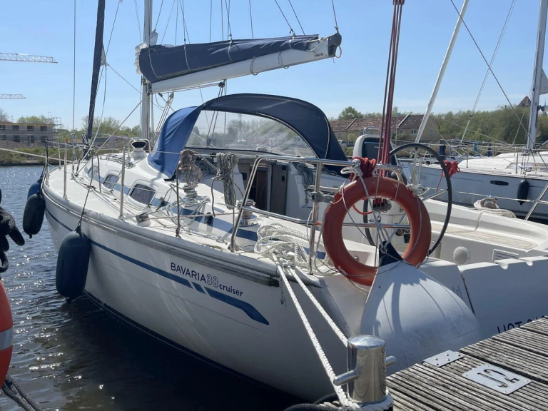 Noleggio Barca a vela Bavaria con patente nautica