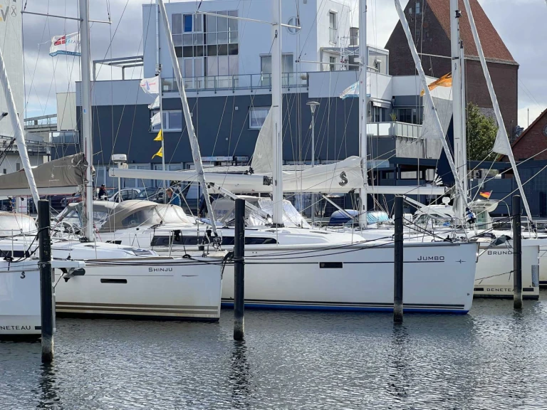 Noleggio Barca a vela Bavaria con patente nautica