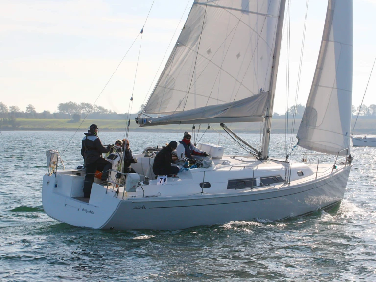 Noleggiare una Hanse Hanse 370 a Heiligenhafen