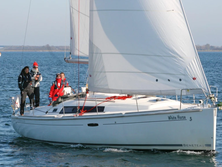 Bénéteau Oceanis 37 da affittare a  Flensburg