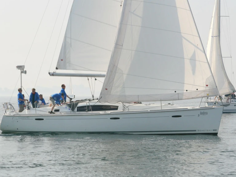Noleggiare una Bénéteau Oceanis 43 a Heiligenhafen