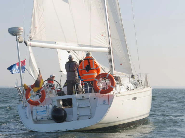 Noleggio Barca a vela a Heiligenhafen – Bénéteau Oceanis 43