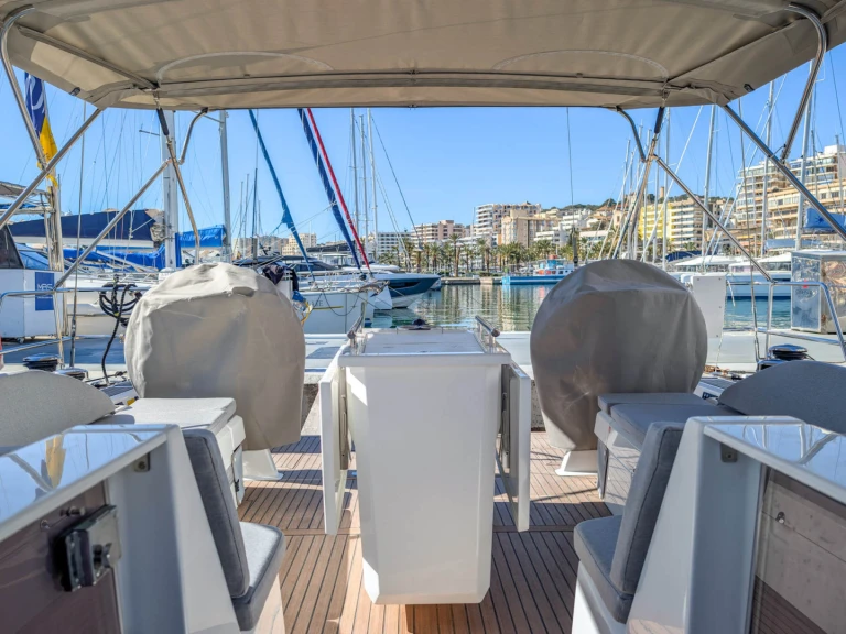 Noleggiare una Bénéteau Oceanis 51.1 a Palma de Maiorca