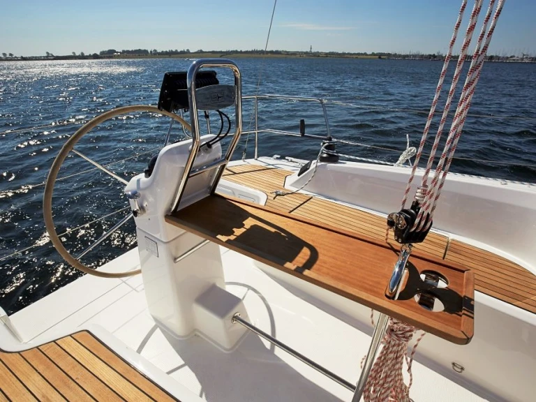 Noleggio Barca a vela Bavaria con patente nautica